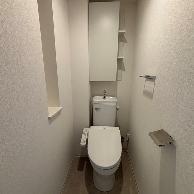 トイレ　※写真は同タイプ住戸です。