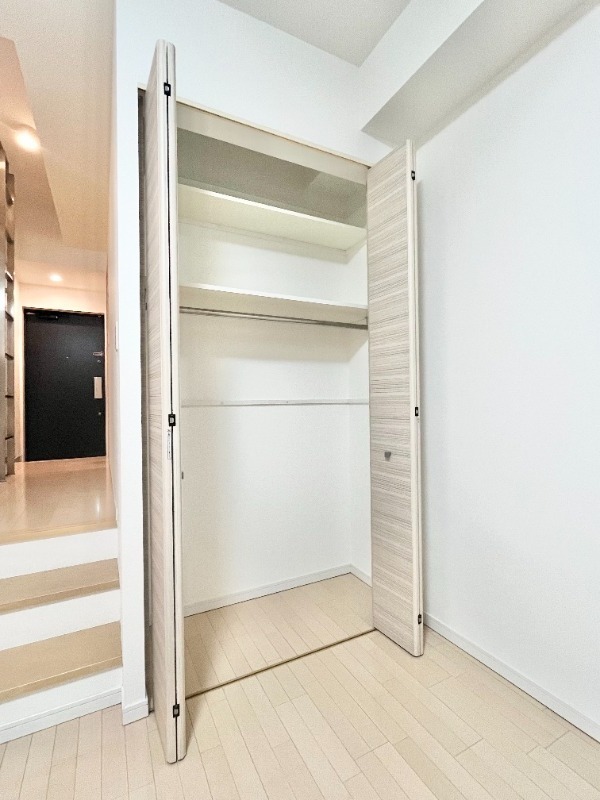 収納　※別部屋の参考写真です。