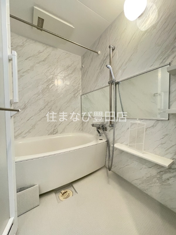 バス・シャワールーム　別部屋写真