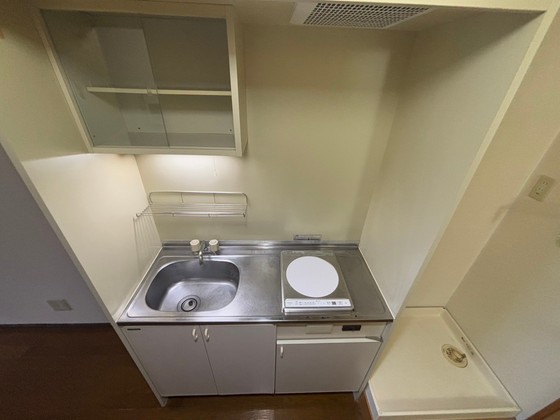 キッチン　※別部屋の写真です