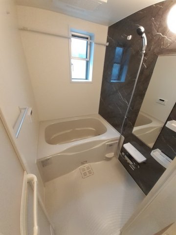 バス・シャワールーム　日々の暮らしに欠かせないお風呂です