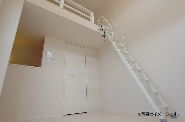 居室・リビング　ゆったりとした居間です