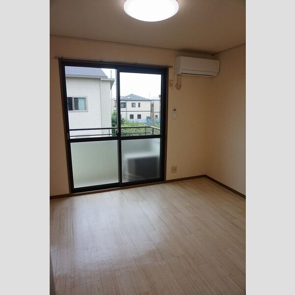 居室・リビング　南洋室