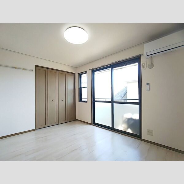 居室・リビング　南洋室