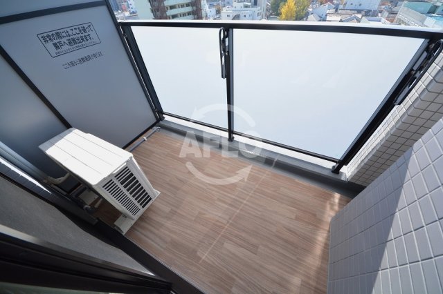 バルコニー　レジュールアッシュ玉造　バルコニー