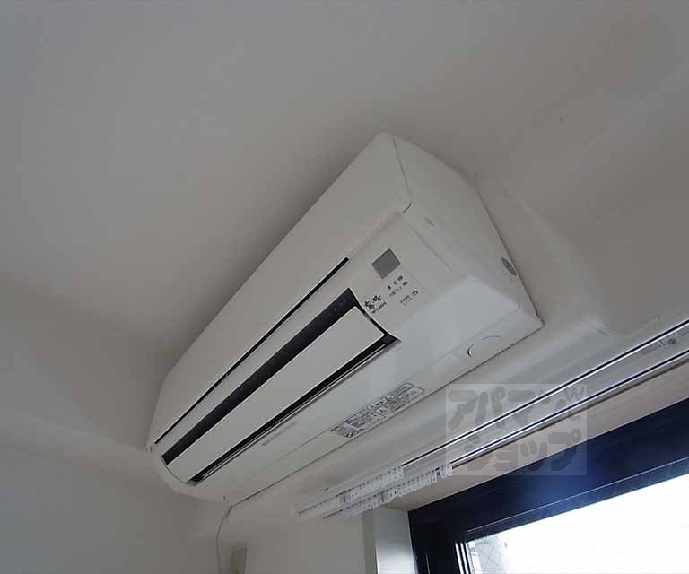 その他設備　エアコン装備