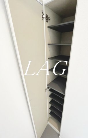 玄関　玄関です。