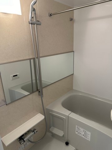 バス・シャワールーム　お風呂です
