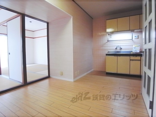 居室・リビング　リビング