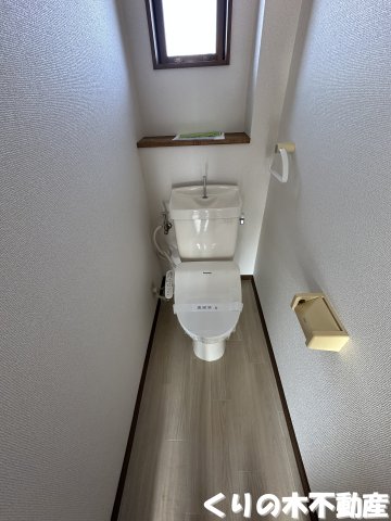 トイレ　清潔感のあるトイレです