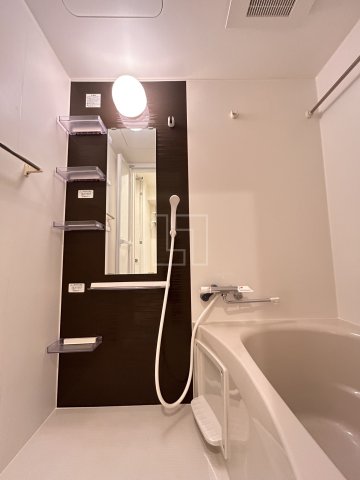 バス・シャワールーム　APRILE南森町　バスルーム