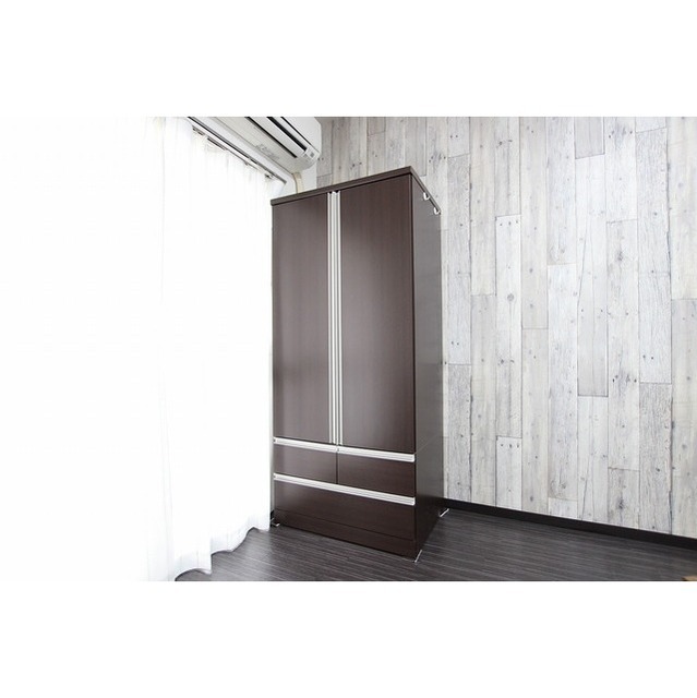 収納　洋服タンス