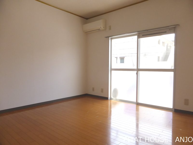 居室・リビング　参考写真１１０