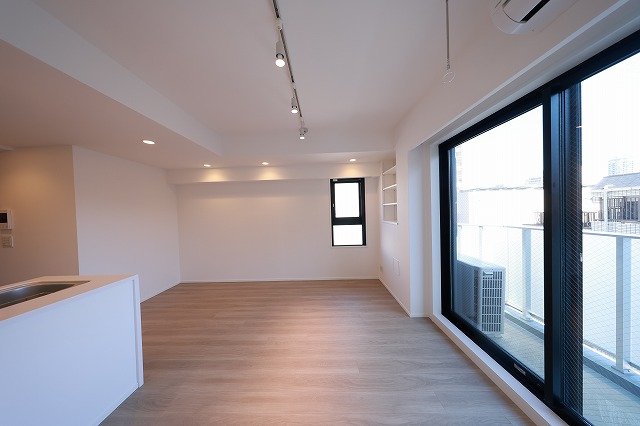 居室・リビング　内観