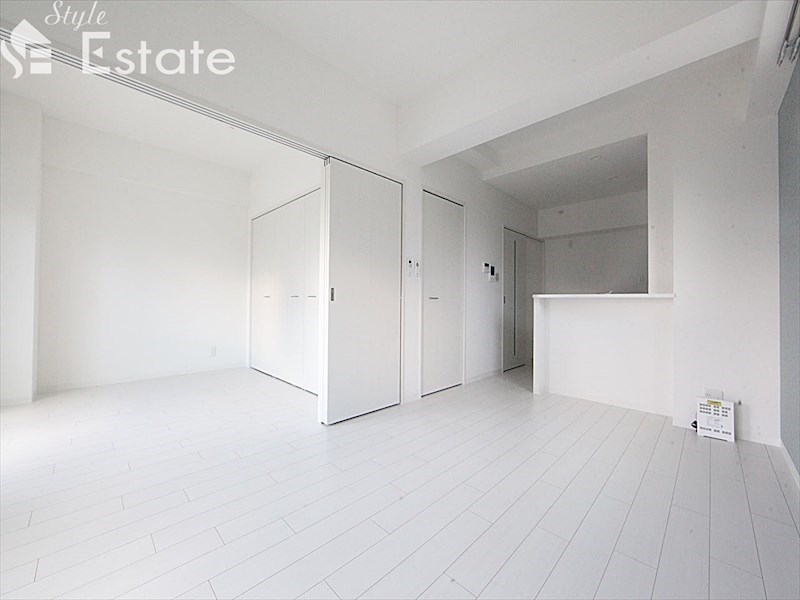 居室・リビング　内装