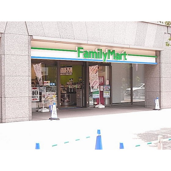 コンビニ　ファミリーマート朝日生命代田橋ビ（コンビニ）まで286m