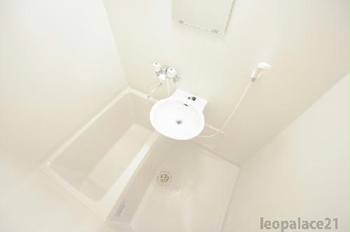 洗面設備　同シリーズの類似となります。現況を優先致します。