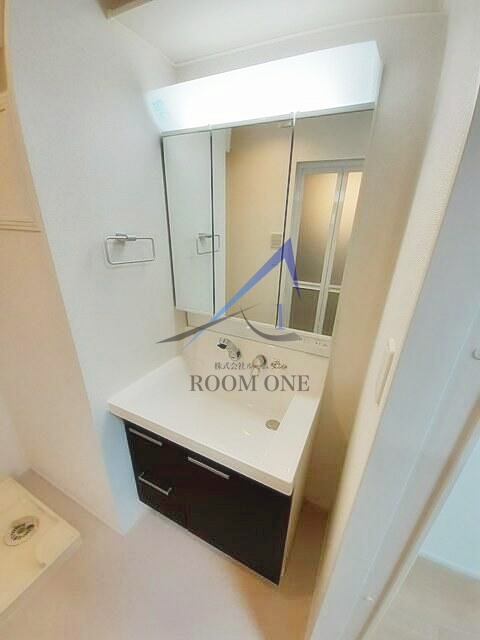 洗面設備　洗面台です。