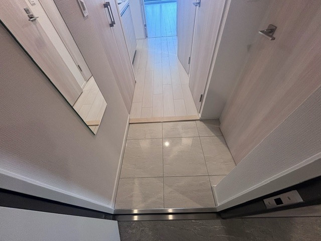 玄関　※同施工会社のイメージ写真※