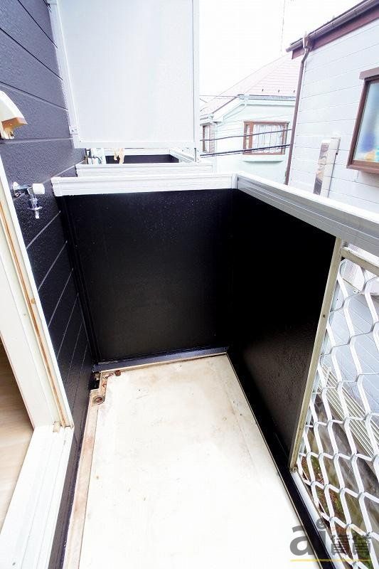 バルコニー　※同仕様写真です