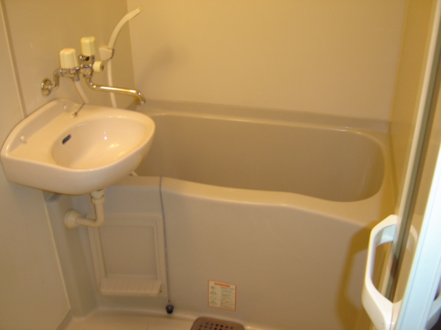 バス・シャワールーム　バス