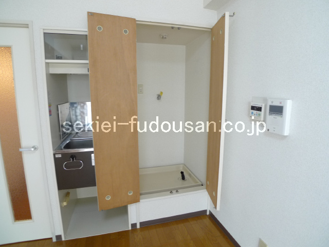 洗面設備　室内洗濯機置き場