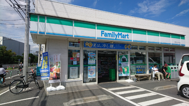 コンビニ　ファミリーマート国立北一丁目店（コンビニ）まで363m
