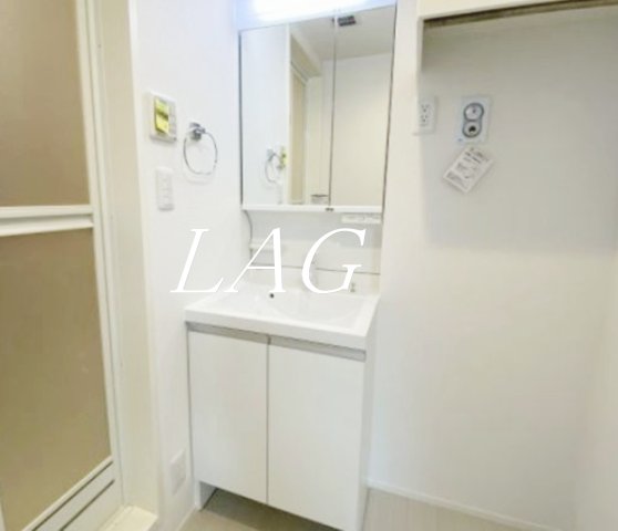 洗面設備　洗面台です。