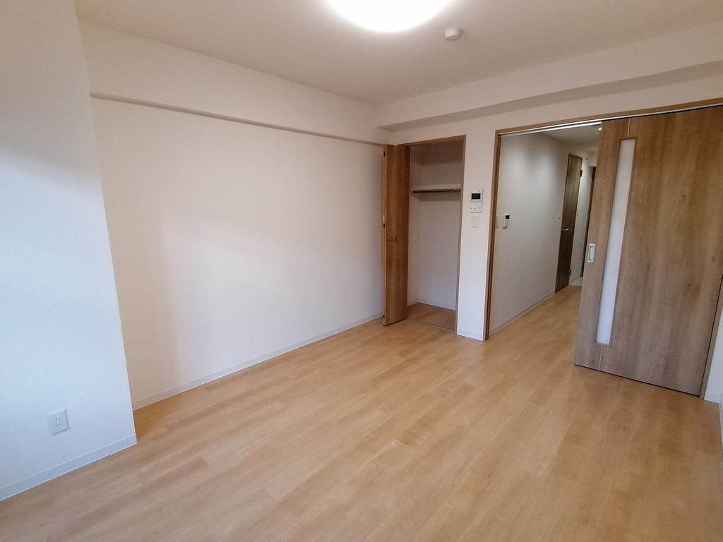 居室・リビング　別部屋モデル