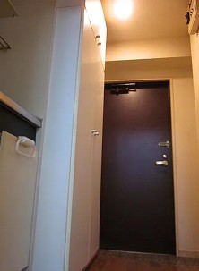 玄関　※別室参考写真です。