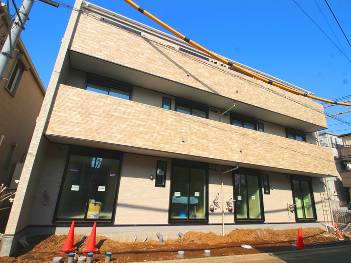 建物外観　建築中