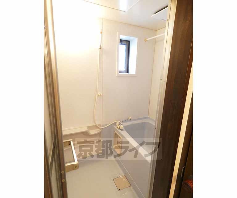 バス・シャワールーム　３ＤＫで住み心地よく部屋がきれい