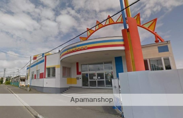 幼稚園・保育園　百合が原幼稚園（幼稚園・保育園）まで403m