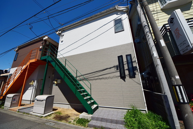 建物外観　～カッコイイ外観です～