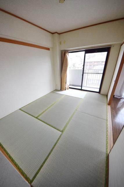 その他部屋・スペース　★日当たりの良い和室★