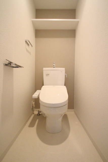 トイレ　※同号室別室の参考写真です。