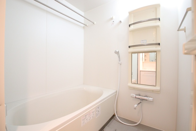 バス・シャワールーム　※別室の参考写真の為、現況優先です。