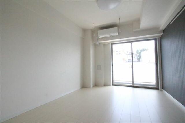 居室・リビング　?