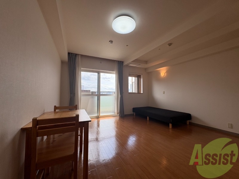 居室・リビング　広くてきれいなリビングです！快適に過ごせそうですね。