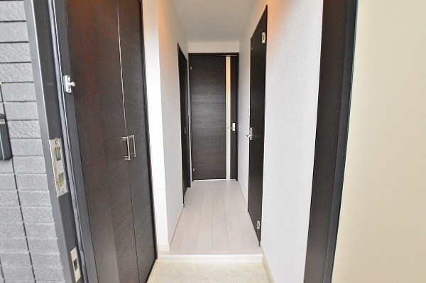 玄関　★来客者からのプライバシーを守る玄関ホール★