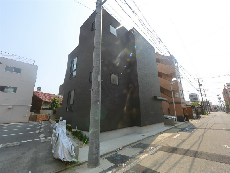 建物外観　外観　オートロック付　デザイナーズ　光インターネット無料