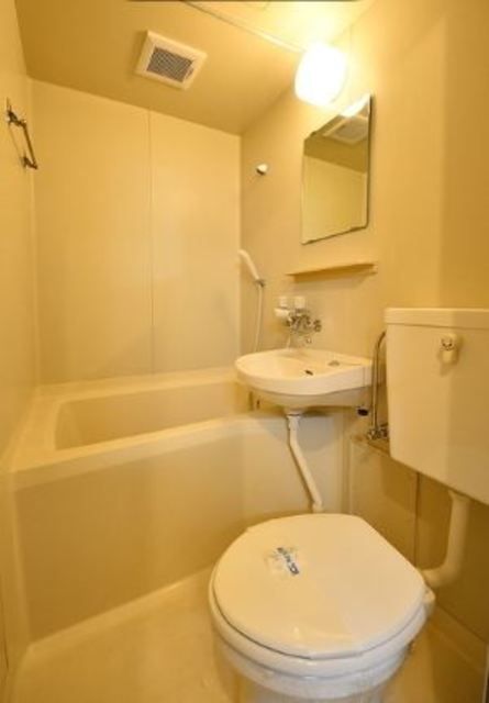 バス・シャワールーム　★お問い合わせはタウンハウジングまで★