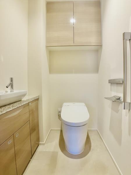 トイレ　清潔感のあるトイレです