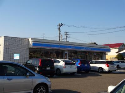コンビニ　ローソン新潟牡丹山5丁目店（コンビニ）まで361m