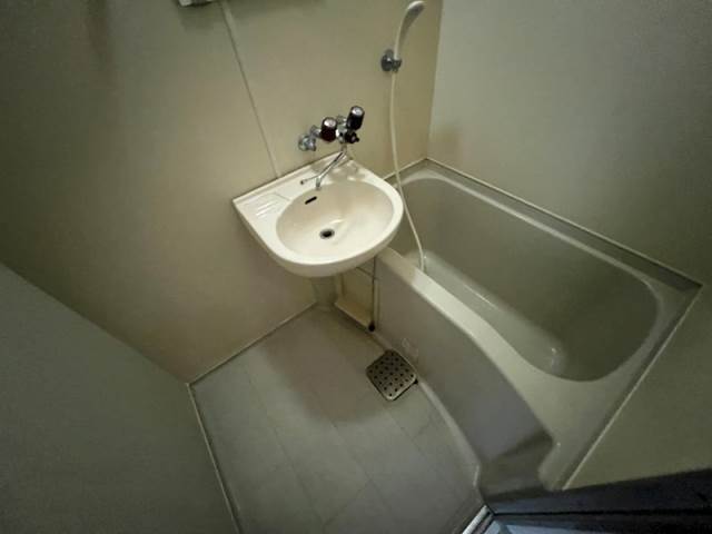 バス・シャワールーム　別号室