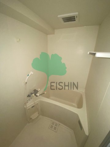 バス・シャワールーム　清潔感のある浴室です！