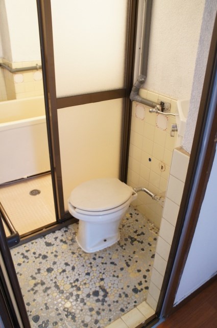 トイレ　バストイレ独立設計で快適な毎日