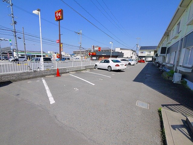 駐車場　駐車場があります