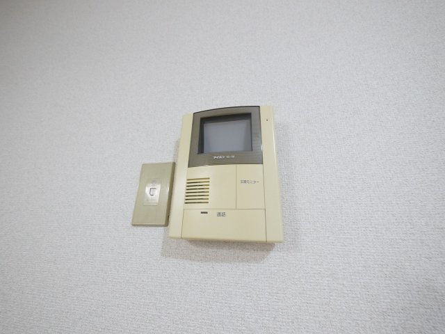 セキュリティ　モニター付きインターホン