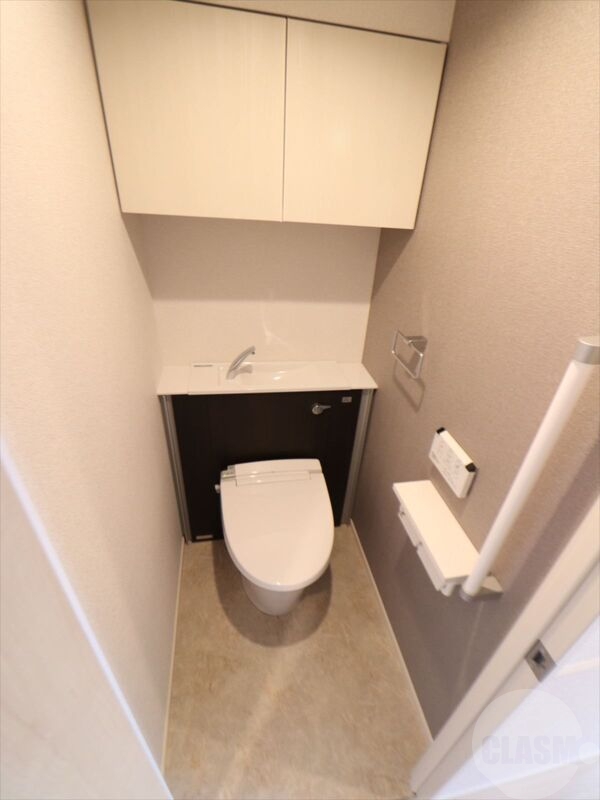 トイレ　シャワー付きトイレ